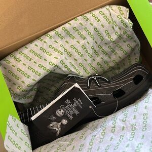 Crocs + Disney Nightmare Before Christmas Classic Clog M6/W8 Black & White